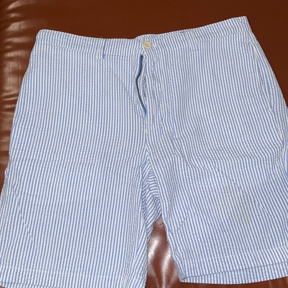 Vineyard Vine Sear Suckered Short